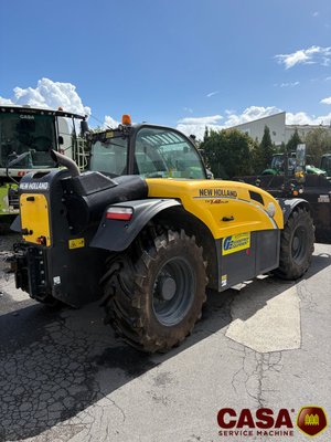 Chariot élévateur télescopique New Holland TH 7.42 