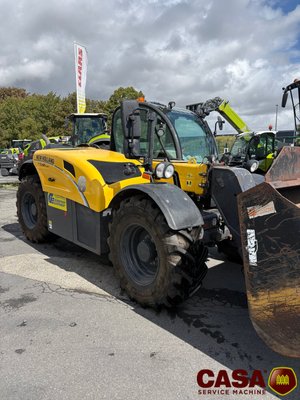 Chariot élévateur télescopique New Holland TH 7.42 