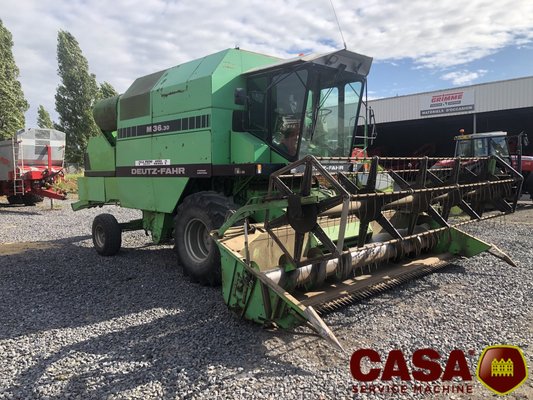 Moissonneuse batteuse Deutz-Fahr M 3630