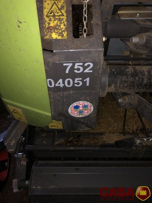 Presse à balles rondes Claas variant 380