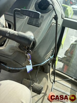 Tracteur agricole Claas Axion 820 Cebis Cmatic