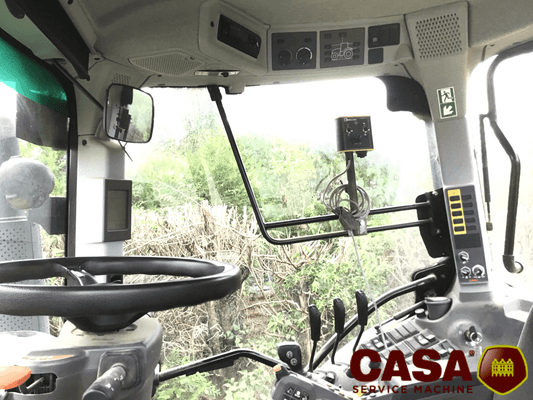 Tracteur agricole Claas Arion 630 cis 