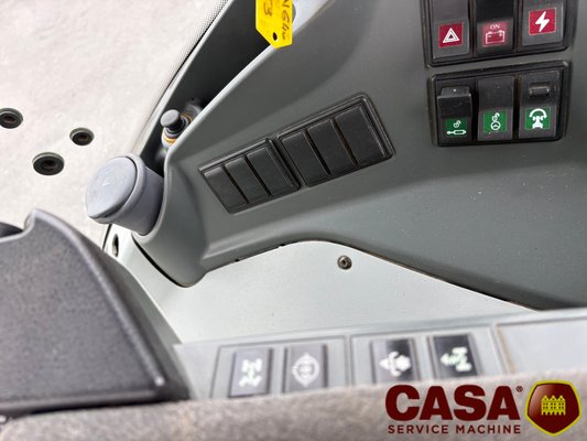 Tracteur agricole Claas axion 810 cebis 
