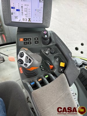 Tracteur agricole Claas axion 810 cebis 