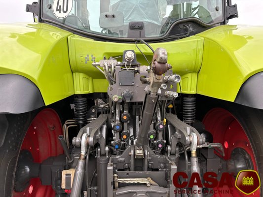 Tracteur agricole Claas Arion 640 Cebis
