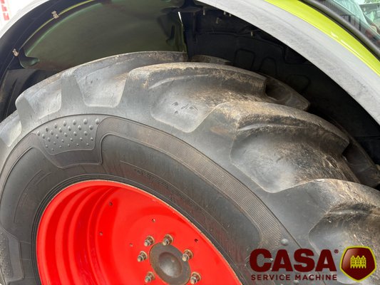 Tracteur agricole Claas Arion 640 Cebis