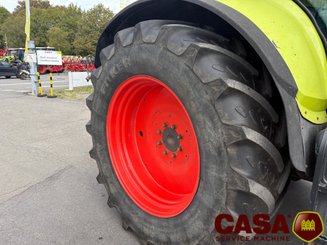Tracteur agricole Claas Axion 820 Cebis Cmatic