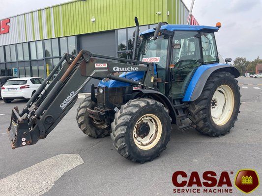 Tracteur agricole New Holland TS 100 avec chargeur 