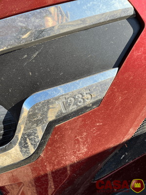 Tracteur agricole Valtra T 235