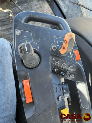Tracteur agricole Valtra T 235