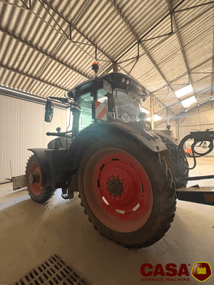 Tracteur agricole Claas Arion 660 Cmatic 