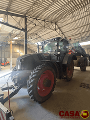 Tracteur agricole Claas Arion 660 Cmatic 