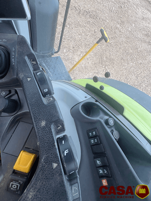 Tracteur agricole Claas Arion 660 cebis cmatic 