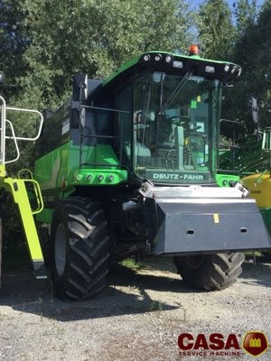 Moissonneuse batteuse Deutz-Fahr 6040 HTS