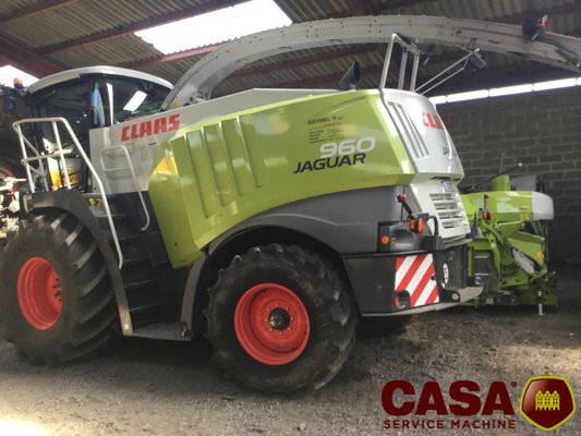 Ensileuse automotrice Claas JAGUAR 960 ORBIS 750