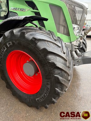 Tracteur agricole Fendt 826 profi +