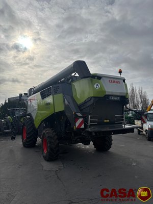 Moissonneuse batteuse Claas Trion 640