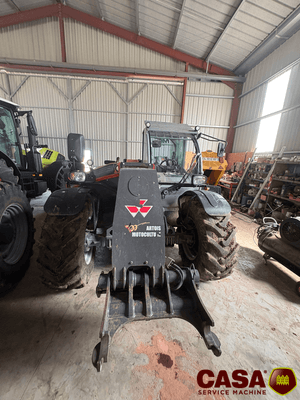 Chariot télescopique agricole MF TH 7038 