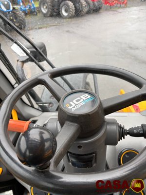 Chariot télescopique agricole JCB 560-80 Agri pro