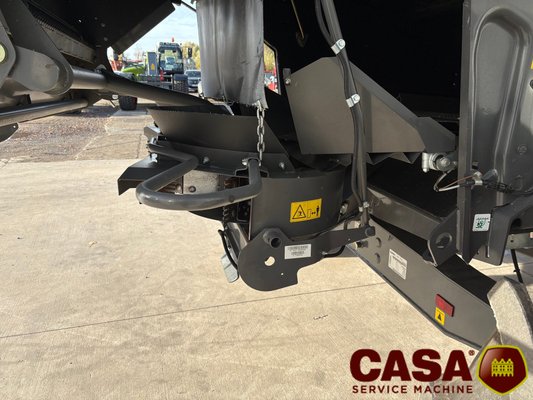 Moissonneuse batteuse Claas TRION 650 