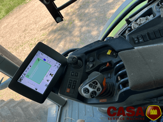 Tracteur agricole Claas Arion 640 Cebis