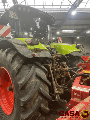 Tracteur agricole Claas Axion 850 cmatic