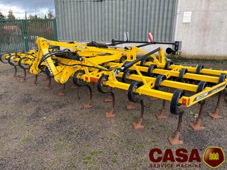 Déchaumeur à dents BEDNAR versatill VN 6000 L 