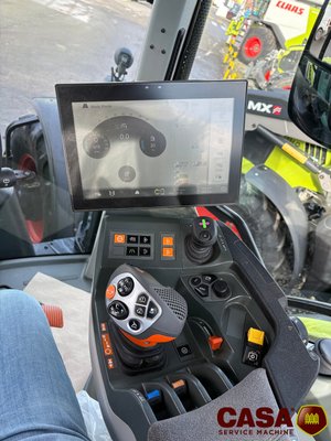 Tracteur agricole Claas arion 650 cebis 