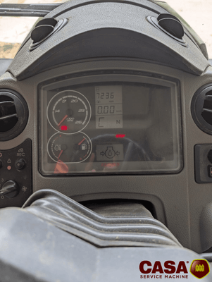 Tracteur agricole Claas axion 820 cis 