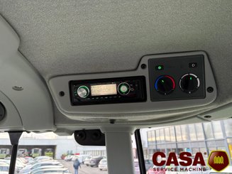 Tracteur agricole Claas Arion 430 cis - chargeur U 508