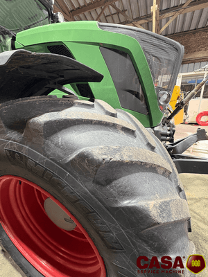 Tracteur agricole Fendt 826 profi +