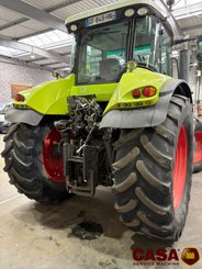 Tracteur agricole Claas Axion 820 cmatic 