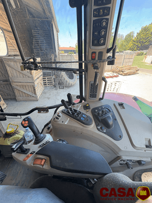 Tracteur agricole MF 7724 Dyna 6 