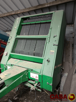 Presse à balles rondes John Deere 550