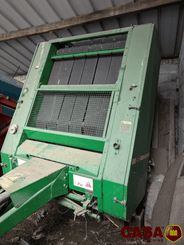 Presse à balles rondes John Deere 550