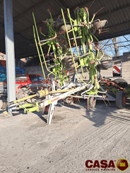 Faneuse Claas volto 1100 T 