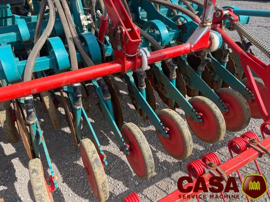 Semoir pour semis simplifié Sky maxi drill