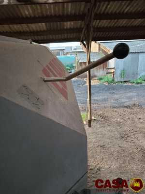 Moissonneuse batteuse Claas Avero 240 