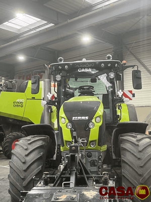 Tracteur agricole Claas Axion 850 cmatic