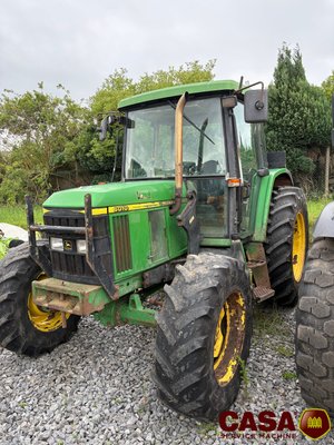 Tracteur agricole John Deere 6010 SE