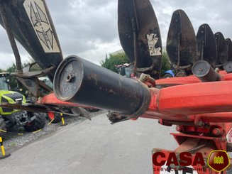 Charrue Gregoire Besson SPW 9