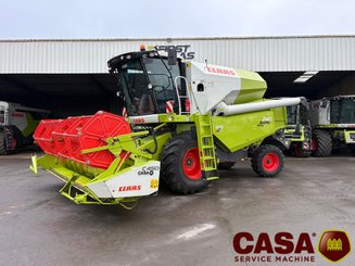 Moissonneuse batteuse Claas Avero 240 