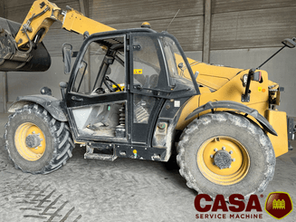 Chariot télescopique agricole Caterpillar TH 407 