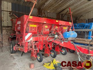 Planteuse de pommes de terre Grimme GB 430