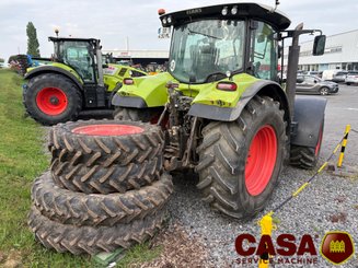 Tracteur agricole Claas Arion 640 Cebis