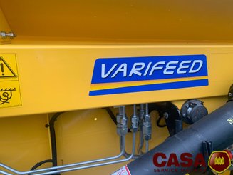 Moissonneuse batteuse New Holland CX 5.80