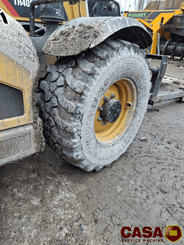 Chariot télescopique agricole Cat TH 408 D