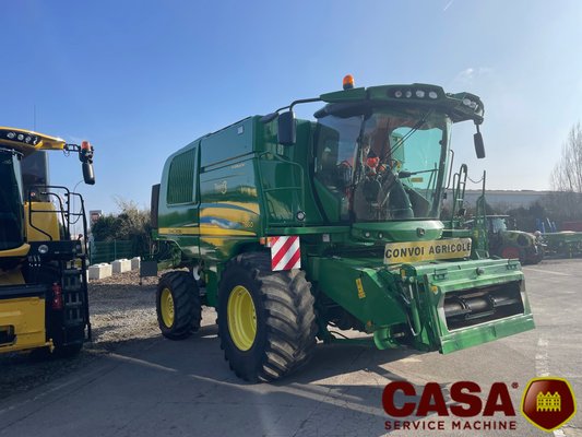 Moissonneuse batteuse John Deere T 660 Hil Master 