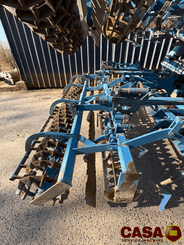 Combiné de préparation de sol Lemken kompactor