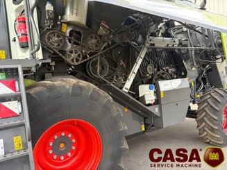 Moissonneuse batteuse Claas Trion 750